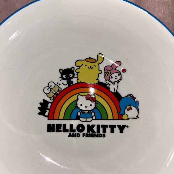 Hello Kitty Bowl and Mug Matching set - Picture 3 of 6